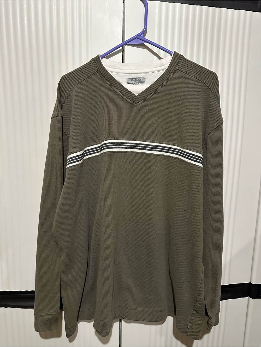 Men's Olive V-Neck Sweater with Contrast Chest Stripes XXL